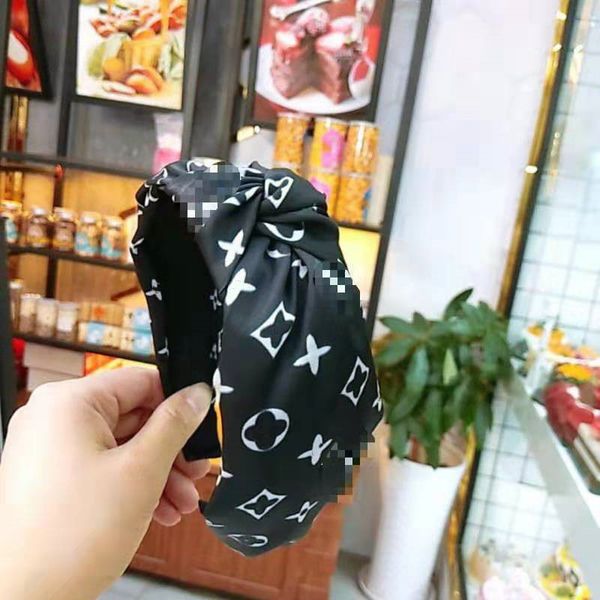 letters intertwined headband fashion new girls hair accessories retro turban headbands ng, Silver
letters intertwined headband fashion new girls hair accessories retro turban headbands ng, Silver