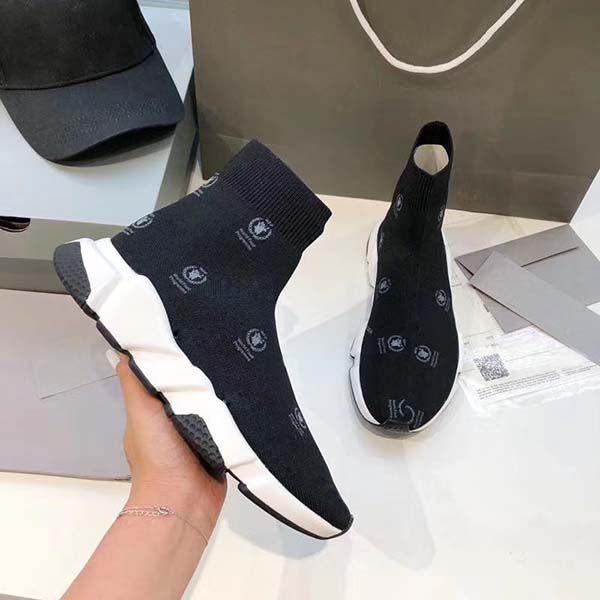 2020 new superior quality designer sneakers speed trainer runner embroidery letters fashion flat socks boots casual shoes size 34-45, Black
2020 new superior quality designer sneakers speed trainer runner embroidery letters fashion flat socks boots casual shoes size 34-45, Black