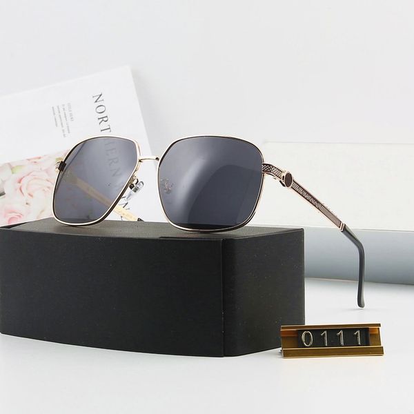 luxury- 0111 fashion trend polarized light sunglasses 62mm lenses 6 color sunglasses men and women style trend casual sung, White;black
luxury- 0111 fashion trend polarized light sunglasses 62mm lenses 6 color sunglasses men and women style trend casual sung, White;black