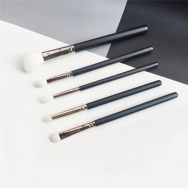 soft white goat hair - angled contour brush / eye shadow pencil shader blending brushes
soft white goat hair - angled contour brush / eye shadow pencil shader blending brushes