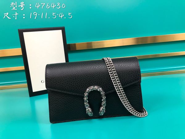 new women's one-shoulder bag 7a high-end custom quality diagonal cross bag fashion trend leisure style silver metal accessories with lo
new women's one-shoulder bag 7a high-end custom quality diagonal cross bag fashion trend leisure style silver metal accessories with lo