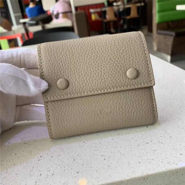 короткие три сгибов личи cowhide держатель карты итальянского полотняное переплетение коровьего с несколькими отделениями бумажника и множес, Red;black
короткие три сгибов личи cowhide держатель карты итальянского полотняное переплетение коровьего с несколькими отделениями бумажника и множес, Red;black