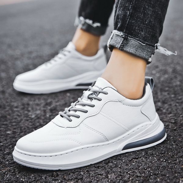 men sneakers 2020 leather shoes cool street fashion shoes black white classic man breathable casual hard-wearing
men sneakers 2020 leather shoes cool street fashion shoes black white classic man breathable casual hard-wearing