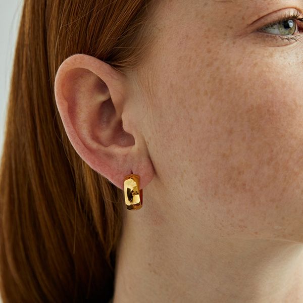 gold color cute hoop earrings circle round huggies for women men 2020 ear ring bone buckle fashion jewelry, Golden;silver
gold color cute hoop earrings circle round huggies for women men 2020 ear ring bone buckle fashion jewelry, Golden;silver