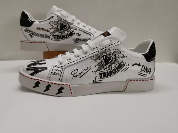 white women's leather shoes men's and women's casual shoes black gold red fashion comfortable flat shoes size 35-46 0248
white women's leather shoes men's and women's casual shoes black gold red fashion comfortable flat shoes size 35-46 0248