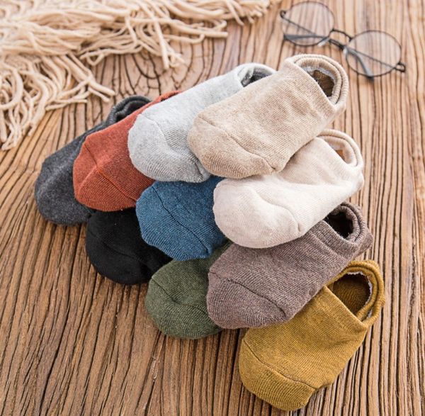 12pcs=6 pairs/lot cotton womens candy colors thick invisible socks anti- slip winter spring slipper good qualtiy ankle sox, Black;white
12pcs=6 pairs/lot cotton womens candy colors thick invisible socks anti- slip winter spring slipper good qualtiy ankle sox, Black;white