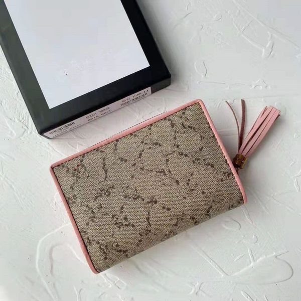 the new 2020 female korean short letters zero wallet purse zipper card bag wallets genuine leather purses for women designer purse, Red;black
the new 2020 female korean short letters zero wallet purse zipper card bag wallets genuine leather purses for women designer purse, Red;black