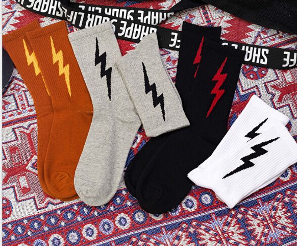 sports socks autumn and winter men and women street tide brand solid color cotton medium socks student socks, Black
sports socks autumn and winter men and women street tide brand solid color cotton medium socks student socks, Black