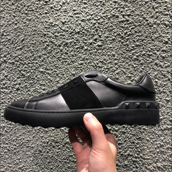2019ss new spikes gold white genuine leather flat shoes fashions designer women mens black splice casual shoes 8 colors low-sneakers
2019ss new spikes gold white genuine leather flat shoes fashions designer women mens black splice casual shoes 8 colors low-sneakers