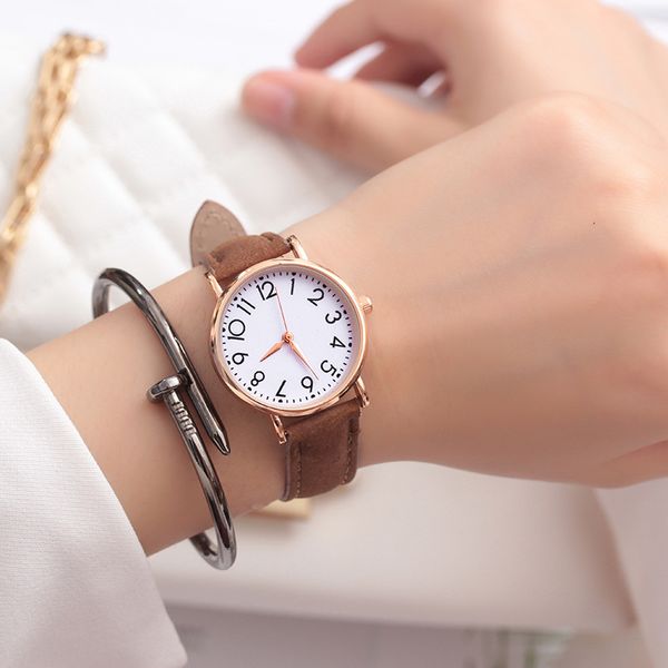 leather strap teen wristwatch gift girls boys wrist watch children watches bracelet fashion kids quartz clock relogio infantil, Slivery;brown
leather strap teen wristwatch gift girls boys wrist watch children watches bracelet fashion kids quartz clock relogio infantil, Slivery;brown