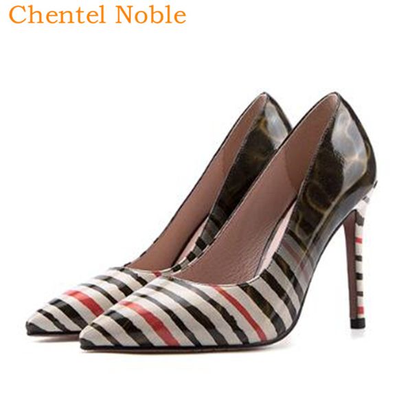 2020 mature stripe fashion chentel high heels patent leather spring woman luxurious party dress office shoes for women pumps, Black
2020 mature stripe fashion chentel high heels patent leather spring woman luxurious party dress office shoes for women pumps, Black