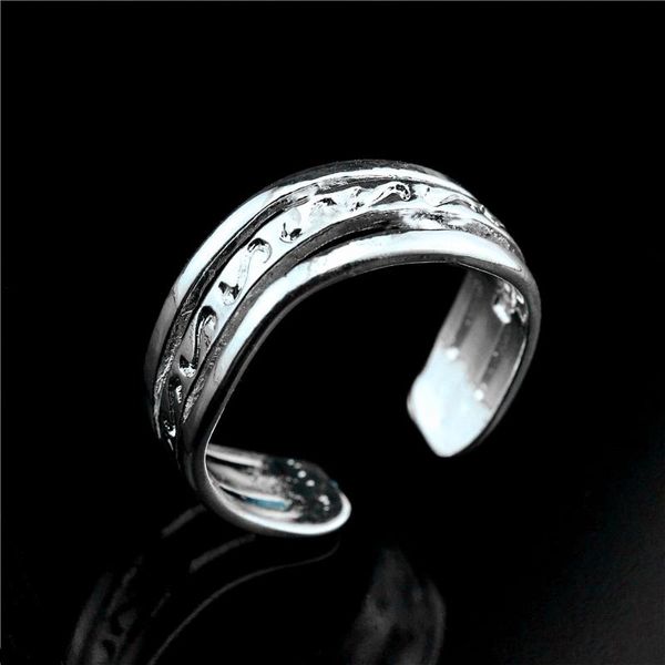 new silver open ring toe ring temperament beautiful simple printed foot jewelry, Golden;silver
new silver open ring toe ring temperament beautiful simple printed foot jewelry, Golden;silver
