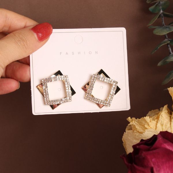 2020 korea fashion jewelry shiny geometric crystal double layer modern and elegant female earrings, Golden;silver
2020 korea fashion jewelry shiny geometric crystal double layer modern and elegant female earrings, Golden;silver