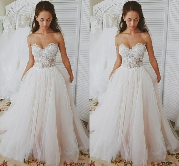 romantic lace sweetheart wedding dresses appliques a line tulle sweep train modern country lace-up bridal gowns, White
romantic lace sweetheart wedding dresses appliques a line tulle sweep train modern country lace-up bridal gowns, White