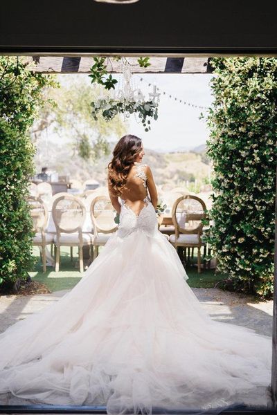 sheer back wedding dress mermaid 2020 spring appliques lace tulle long chapel trail bridal gowns cap sleeve garden wedding white 
sheer back wedding dress mermaid 2020 spring appliques lace tulle long chapel trail bridal gowns cap sleeve garden wedding white