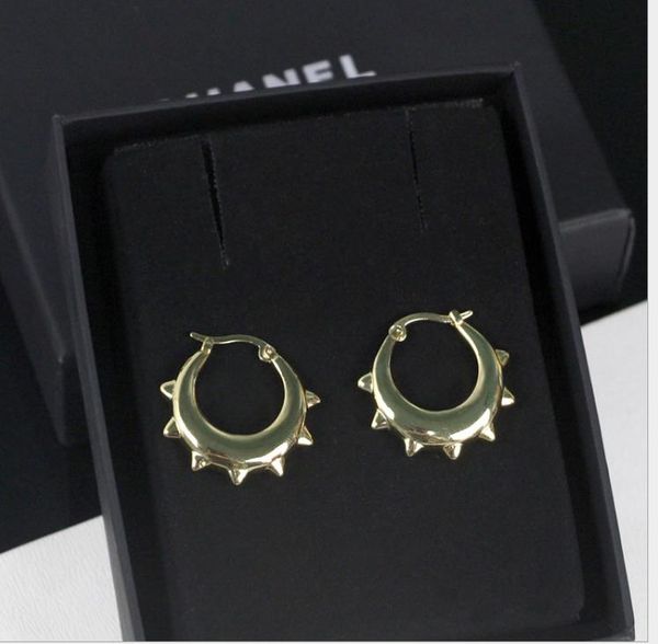 new 18k gold earrings simple geometric shape brass material glossy metal stud, Golden;silver
new 18k gold earrings simple geometric shape brass material glossy metal stud, Golden;silver