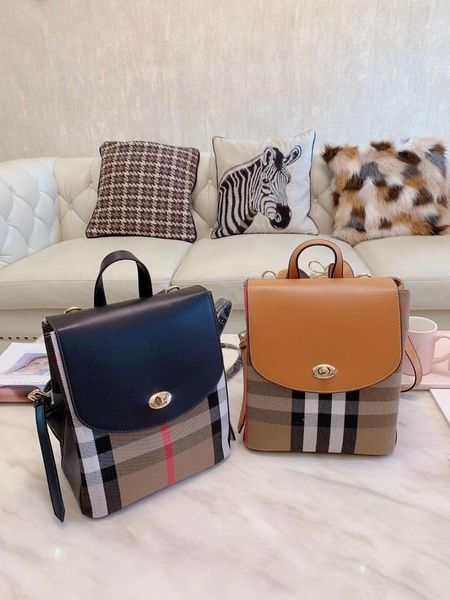 backpack vintage pure color leather simply school bag backpack satchel women trave shoulder bag cosmetic bag1 clutch shoulder 
backpack vintage pure color leather simply school bag backpack satchel women trave shoulder bag cosmetic bag1 clutch shoulder