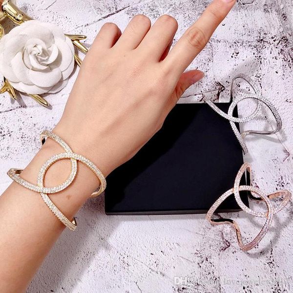 luxury style party item geometric shape bangle with full diamonds for women copper silver rose gold overlap bracelet fine jewelry, Black
luxury style party item geometric shape bangle with full diamonds for women copper silver rose gold overlap bracelet fine jewelry, Black