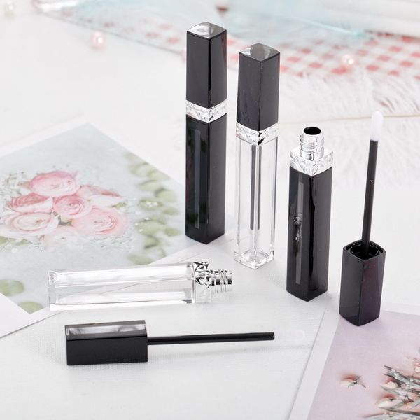 clear/black plastic lipgloss tube empty lip glaze containers cosmetic packing bottles
clear/black plastic lipgloss tube empty lip glaze containers cosmetic packing bottles