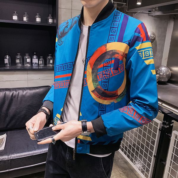 2020 new men jacket fashion printing coats men outdoor stylish men's bomber jacket polyester material is comfortable breathable, Black;brown
2020 new men jacket fashion printing coats men outdoor stylish men's bomber jacket polyester material is comfortable breathable, Black;brown
