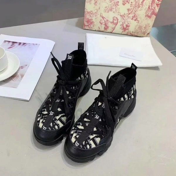 with box sneaker casual shoes trainers fashion sports shoes leather boots sandals slippers vintage air for woman da2303, Black 
with box sneaker casual shoes trainers fashion sports shoes leather boots sandals slippers vintage air for woman da2303, Black