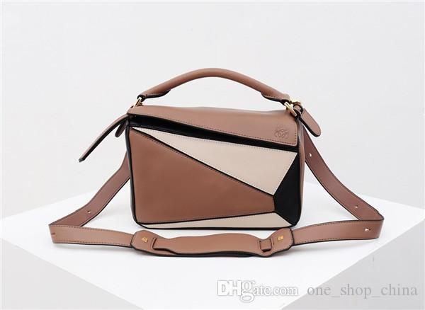 2020 women bags designer luxury handbags shoulder bag crossbody wallet genuine leather 8812 2 size with box
2020 women bags designer luxury handbags shoulder bag crossbody wallet genuine leather 8812 2 size with box