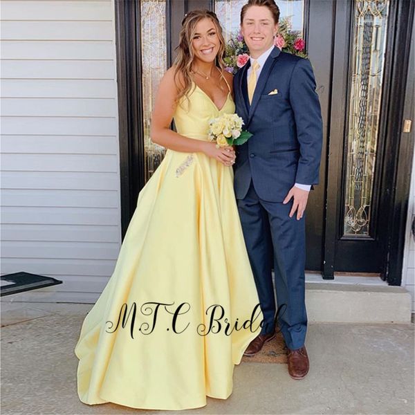 selling light yellow backless evening dress crystals pockets a line long formal women dresses 2019 new arrival prom gowns, White;black
selling light yellow backless evening dress crystals pockets a line long formal women dresses 2019 new arrival prom gowns, White;black