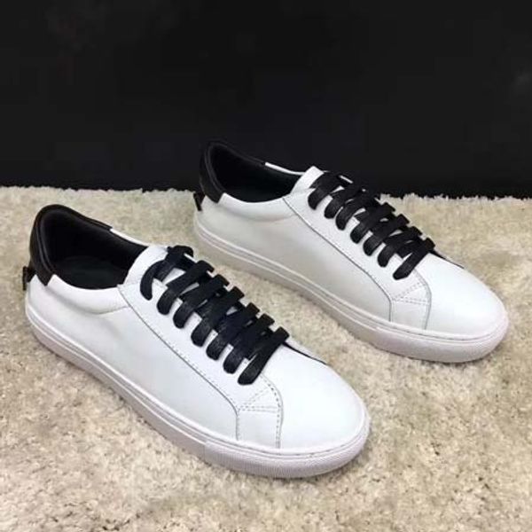 with box sneaker casual shoes trainers fashion sports shoes trainers shoes for woman by bag07 jfx1620
with box sneaker casual shoes trainers fashion sports shoes trainers shoes for woman by bag07 jfx1620