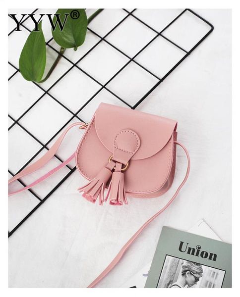 new children messenger bag korean retro tassels princess mini cute crossbody bag for children girls kids women shoulder
new children messenger bag korean retro tassels princess mini cute crossbody bag for children girls kids women shoulder