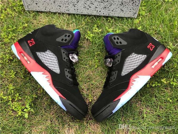 2020 high air authentic 5 3 men basketball shoes retro black emerald fire red man sports sneakers cz1786-001 with original box
2020 high air authentic 5 3 men basketball shoes retro black emerald fire red man sports sneakers cz1786-001 with original box