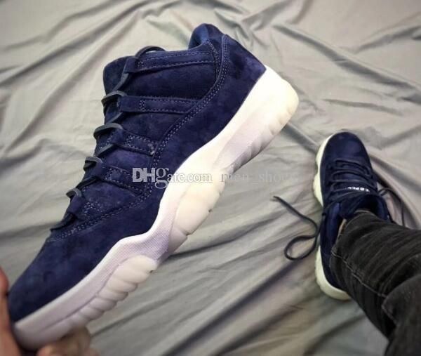 real carbon fiber 11 11s low jeter re2pect basketball shoes men 11 low blue suede sneakers with shoes box
real carbon fiber 11 11s low jeter re2pect basketball shoes men 11 low blue suede sneakers with shoes box