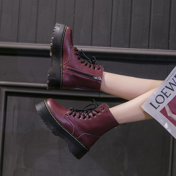 winter motorcycle women ankle snow boot soft leather wedges rubber platform lace up punk military ladies shoes botas mujer t200104, Black
winter motorcycle women ankle snow boot soft leather wedges rubber platform lace up punk military ladies shoes botas mujer t200104, Black