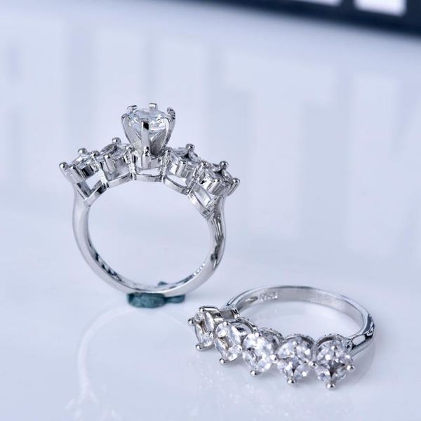 2pcs couple rings stunning jewelry silver color princess white 5a cubic zirconia eternity wedding ring set, Slivery;golden
2pcs couple rings stunning jewelry silver color princess white 5a cubic zirconia eternity wedding ring set, Slivery;golden