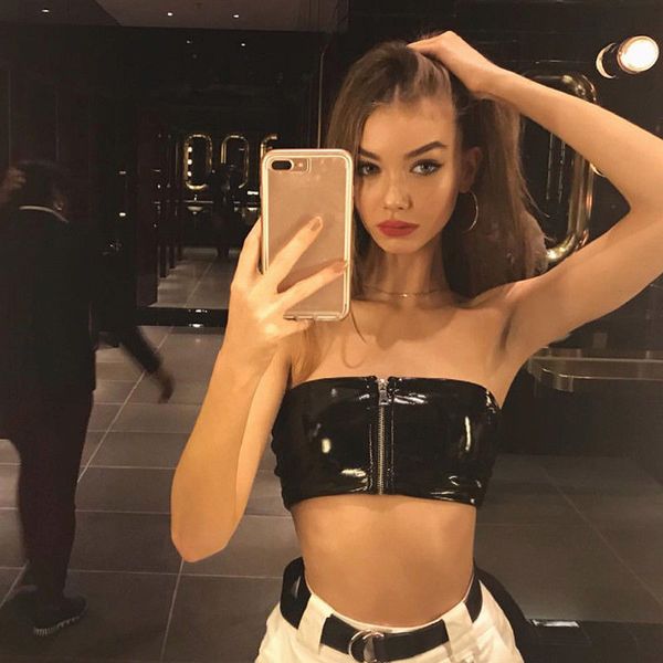 aprilgrass brand designer fashion summer new style fashion women strapless boob tube casual zipper bandeau solid crop tank, White
aprilgrass brand designer fashion summer new style fashion women strapless boob tube casual zipper bandeau solid crop tank, White