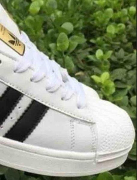 2019 новый дизайнер высокое качество Newsest Стэн обувь модный бренд Смит кожа Мужчины
2019 новый дизайнер высокое качество Newsest Стэн обувь модный бренд Смит кожа Мужчины