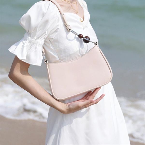 retro women baguette bag round wooden beads pu leather shoulder bags mini clutch purse elegant ladies handbags
retro women baguette bag round wooden beads pu leather shoulder bags mini clutch purse elegant ladies handbags