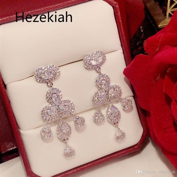 езекия s925 способа маска tremella иглы темперамент леди серьги роскошные роскошные высокого класса банкетный серьга французское качество бе, Golden
езекия s925 способа маска tremella иглы темперамент леди серьги роскошные роскошные высокого класса банкетный серьга французское качество бе, Golden