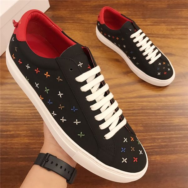 casual designer low-sports shoes in 2019, men shoes with colorful star pattern ,white rubber flat-soled casual shoes with box size 38-44, Black
casual designer low-sports shoes in 2019, men shoes with colorful star pattern ,white rubber flat-soled casual shoes with box size 38-44, Black