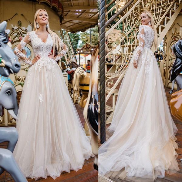 romantic v neck wedding dress champagne a line long sleeve tulle lace appliques beads bridal gowns with button vestidos de mariee, White
romantic v neck wedding dress champagne a line long sleeve tulle lace appliques beads bridal gowns with button vestidos de mariee, White