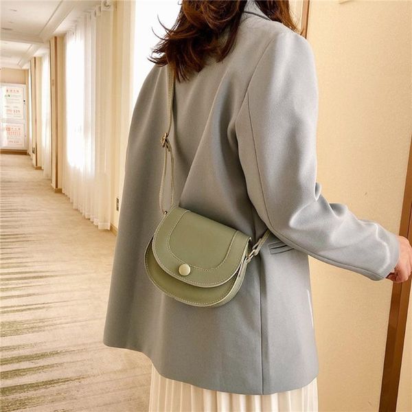 fashion leather shoulder bag semi-circular crossbody bag ladies solid color large capacity leather shoulder crossbody bag#t3
fashion leather shoulder bag semi-circular crossbody bag ladies solid color large capacity leather shoulder crossbody bag#t3