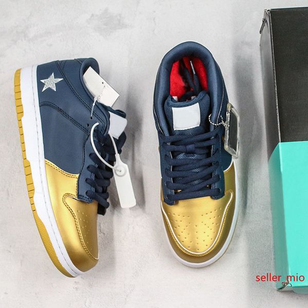 2019 supre sb dunk low skateboarding shoes brand designer blue gold mens women casual sport sneakers
2019 supre sb dunk low skateboarding shoes brand designer blue gold mens women casual sport sneakers