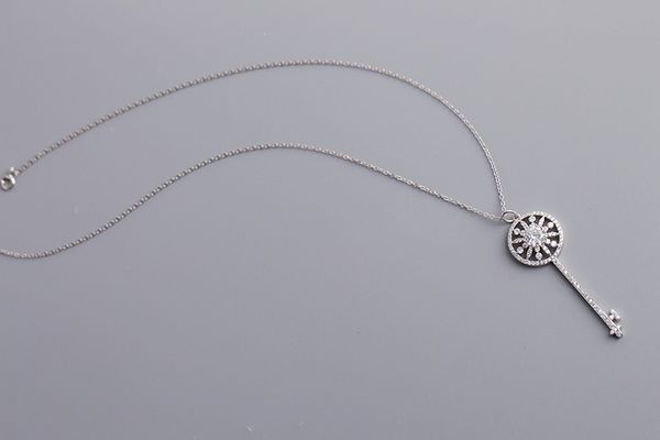 925 sterling silver keys petals key pendant necklace with diamonds 100% 925 silver necklaces women lover jewelry
925 sterling silver keys petals key pendant necklace with diamonds 100% 925 silver necklaces women lover jewelry