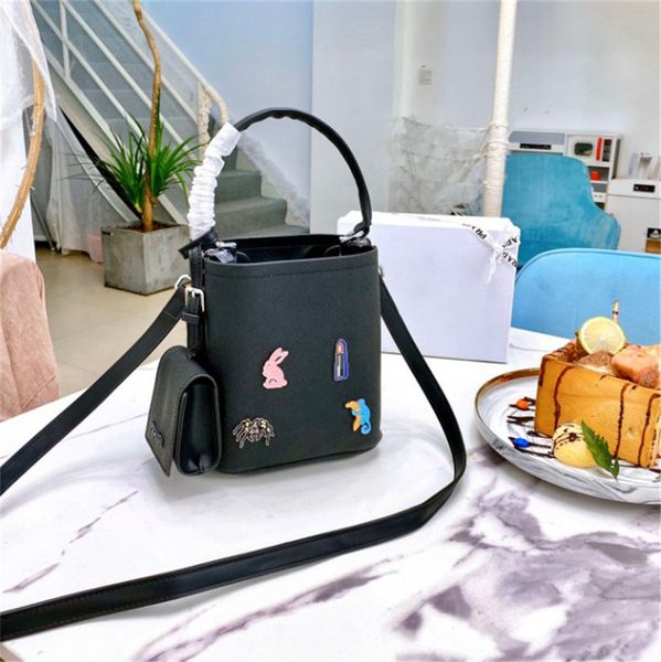 Women Small Bucket Bag Fashion Buckle Strap Messenger Designer luxury Shoulder Bag Handbag CFY20050710
Women Small Bucket Bag Fashion Buckle Strap Messenger Designer luxury Shoulder Bag Handbag CFY20050710