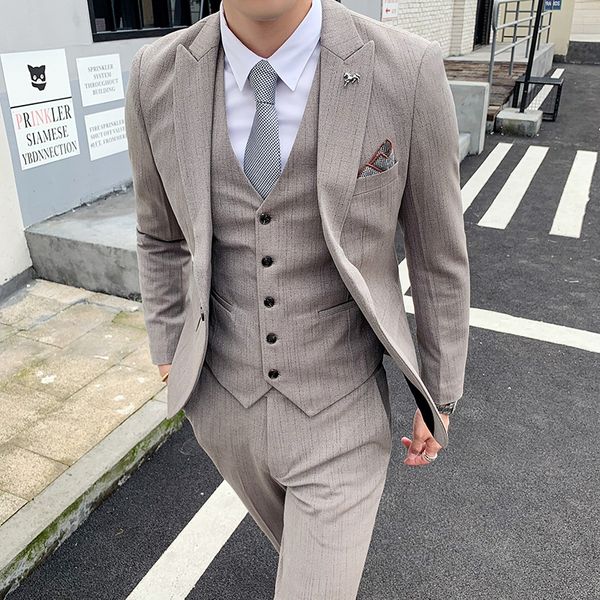 the latest design khaki men's suit prom dress business party men's suit custom wedding groom tuxedo 2019 jacket pants vest, White;black
the latest design khaki men's suit prom dress business party men's suit custom wedding groom tuxedo 2019 jacket pants vest, White;black