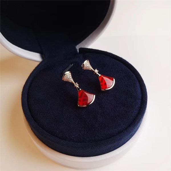 designer women earrings jewelry s925 sterling silver natural red agate stud earrings luxury women jewelry ing, Golden;silver
designer women earrings jewelry s925 sterling silver natural red agate stud earrings luxury women jewelry ing, Golden;silver