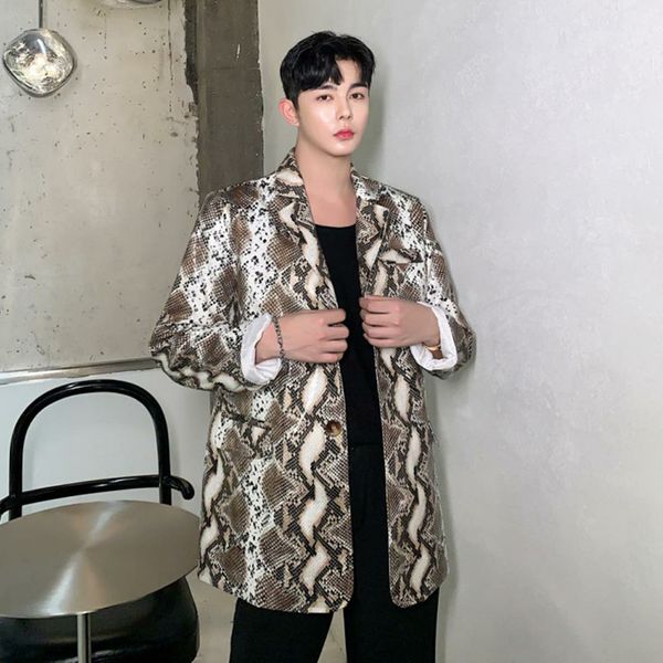 men autumn winter snake print leather blazer suit jacket vintage fashion streetwear male suit coat outerwear stage clothing, White;black
men autumn winter snake print leather blazer suit jacket vintage fashion streetwear male suit coat outerwear stage clothing, White;black