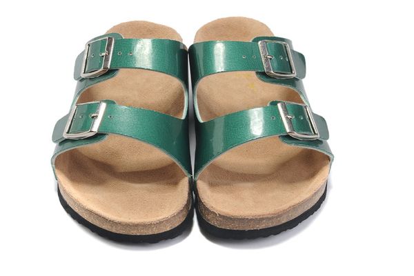 kle 2019 leather slip slippers lovers flat leather new fashion joker flat indoor and outdoor slippers 36 - 45, Black
kle 2019 leather slip slippers lovers flat leather new fashion joker flat indoor and outdoor slippers 36 - 45, Black