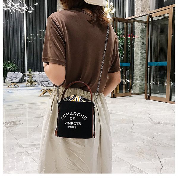 jiulin refreshing and simple summer ins bag 2019 new fashionable one-shoulder bucket bag with letters colliding with colors
jiulin refreshing and simple summer ins bag 2019 new fashionable one-shoulder bucket bag with letters colliding with colors
