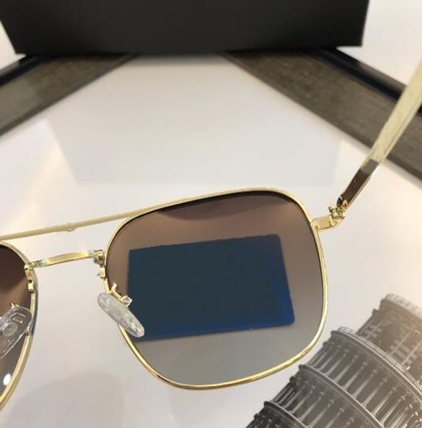 2019 gold metal frame brown square glasses fashion designer men women sell sunglasses with box and dastbag, White;black
2019 gold metal frame brown square glasses fashion designer men women sell sunglasses with box and dastbag, White;black