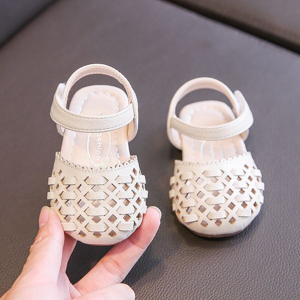 summer baby girls sandals princess hollow beach shoes toddler shoes children's baby girls flat sandales, Black;red
summer baby girls sandals princess hollow beach shoes toddler shoes children's baby girls flat sandales, Black;red